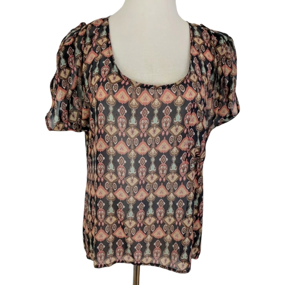 19 Cooper Sheer Scoop Neck Top Size Medium - Picture 1 of 5